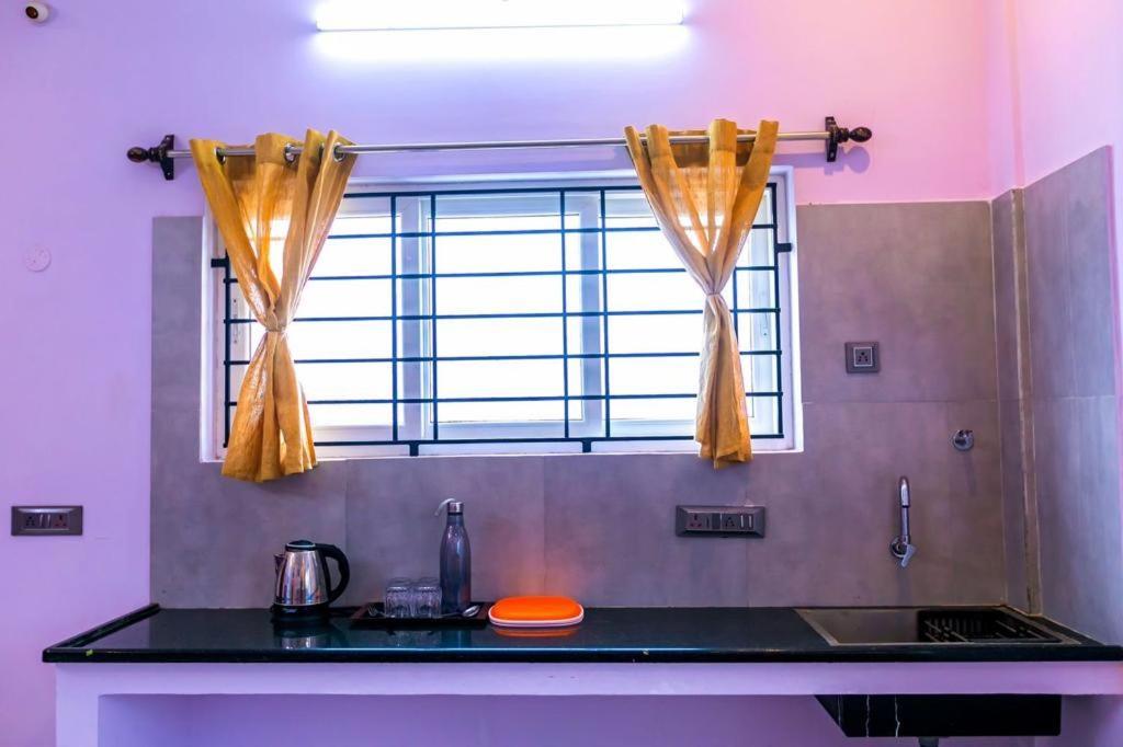 Dreamland Retreat With Swimming Pool Appartement Kottakuppam Buitenkant foto