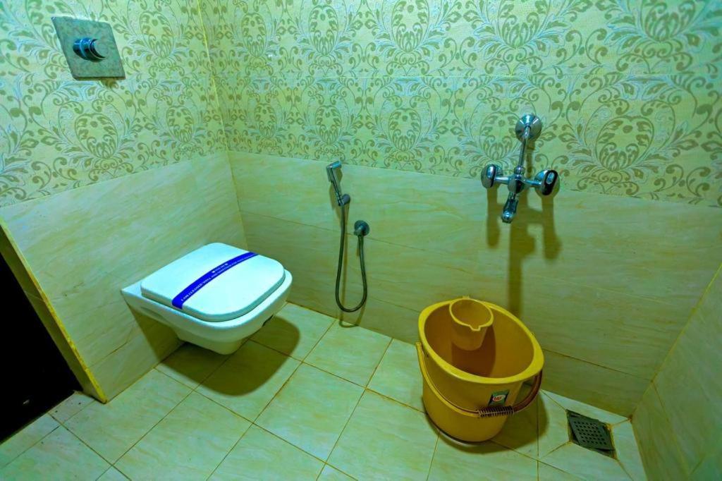 Dreamland Retreat With Swimming Pool Appartement Kottakuppam Buitenkant foto